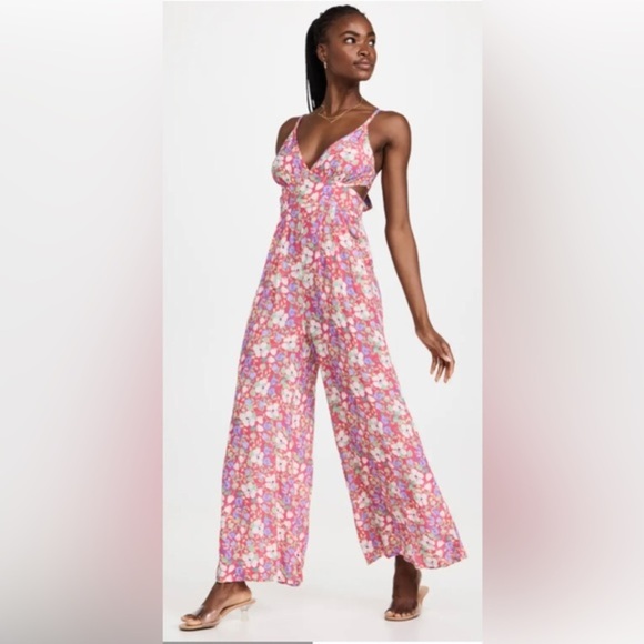 Yumi Kim‎ Kylie westchester red floral Jumpsuit size Medium brand new - Picture 1 of 7